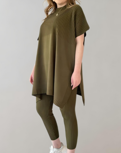 Lucía | Dwuczęściowy Zestaw z Oversize'owym Topem i Legginsami